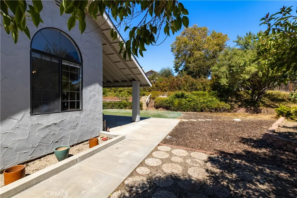 434 Cherokee Court Paso Robles, CA 93446