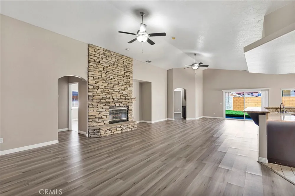 13520 Driftwood Drive Victorville, CA 92395
