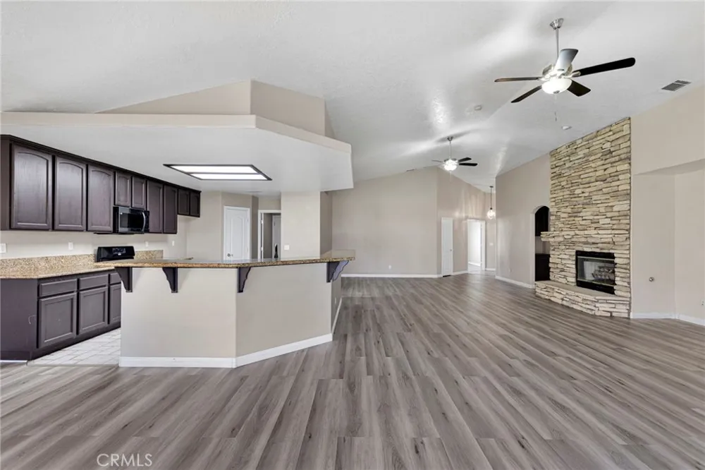 13520 Driftwood Drive Victorville, CA 92395