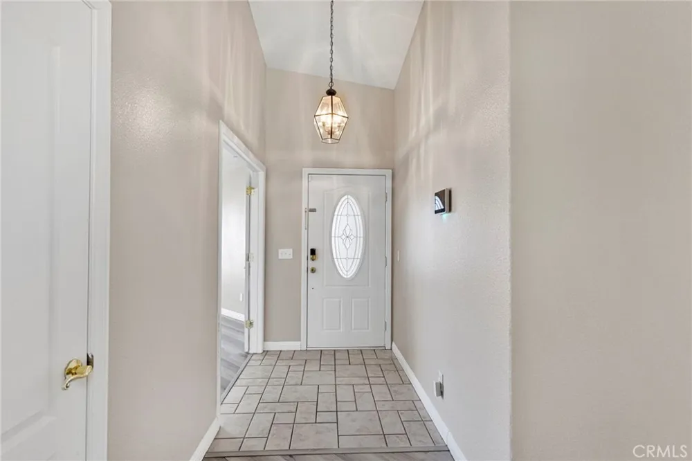 13520 Driftwood Drive Victorville, CA 92395