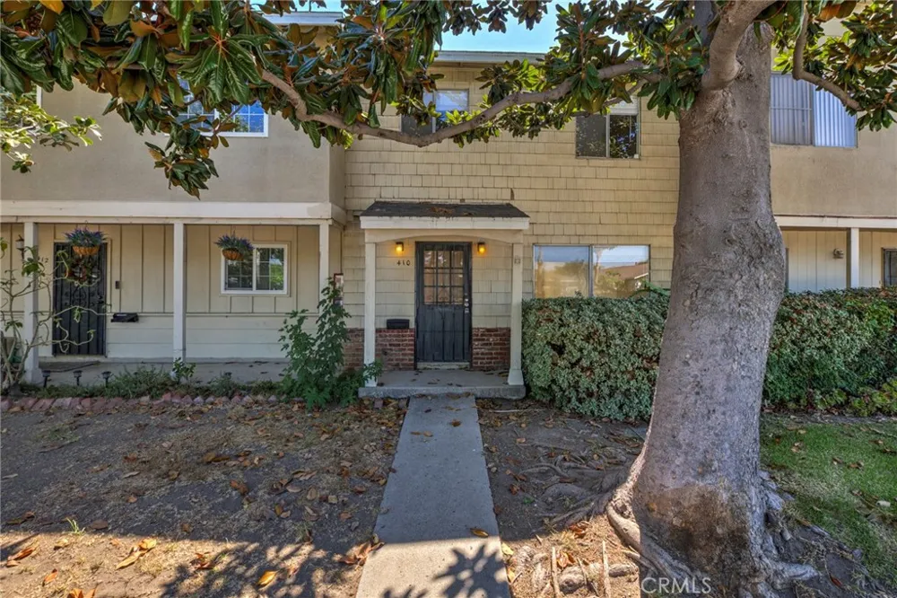 410 Cerritos Azusa, CA 91702