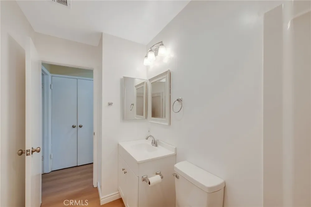 410 Cerritos Azusa, CA 91702