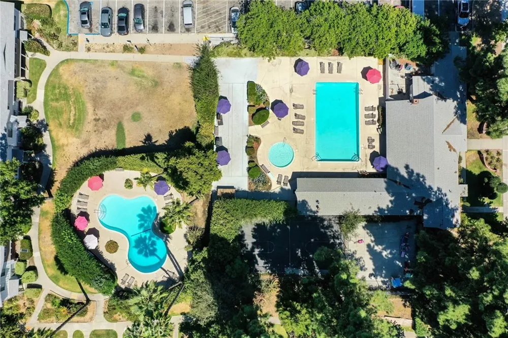 410 Cerritos Azusa, CA 91702