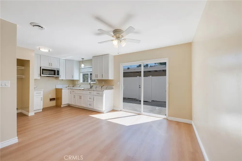 410 Cerritos Azusa, CA 91702