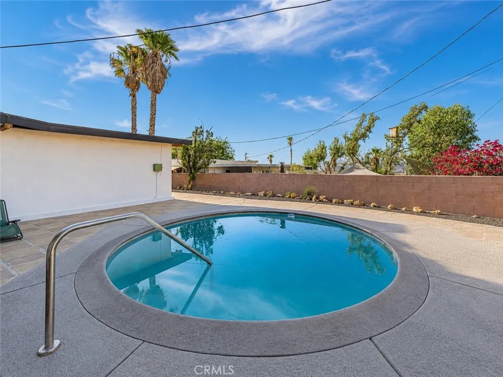 11155 Foxdale Desert Hot Springs, CA 92240