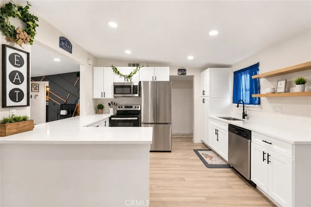 11155 Foxdale Desert Hot Springs, CA 92240
