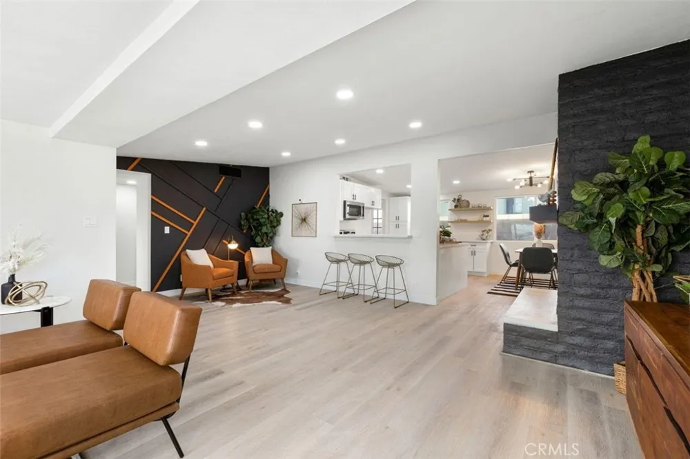 11155 Foxdale Desert Hot Springs, CA 92240