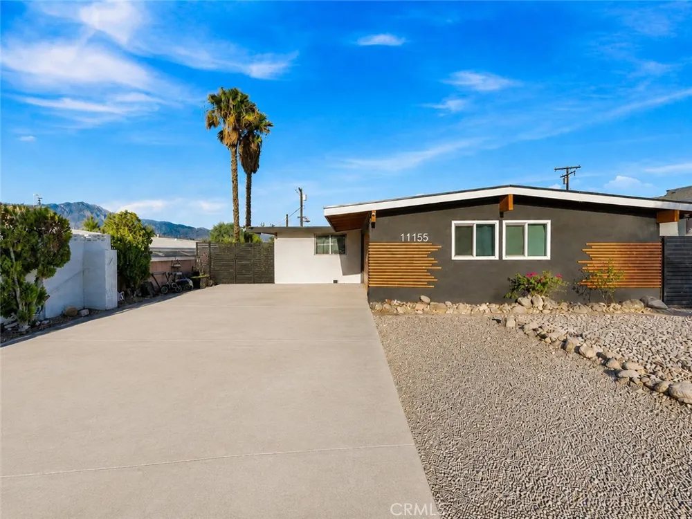 11155 Foxdale Desert Hot Springs, CA 92240