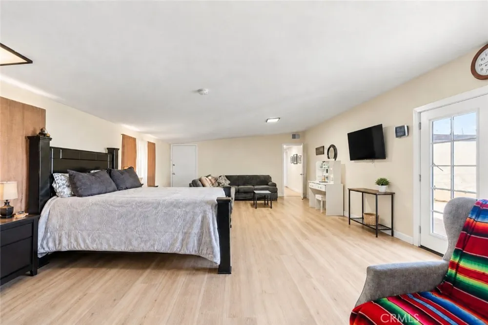 11155 Foxdale Desert Hot Springs, CA 92240