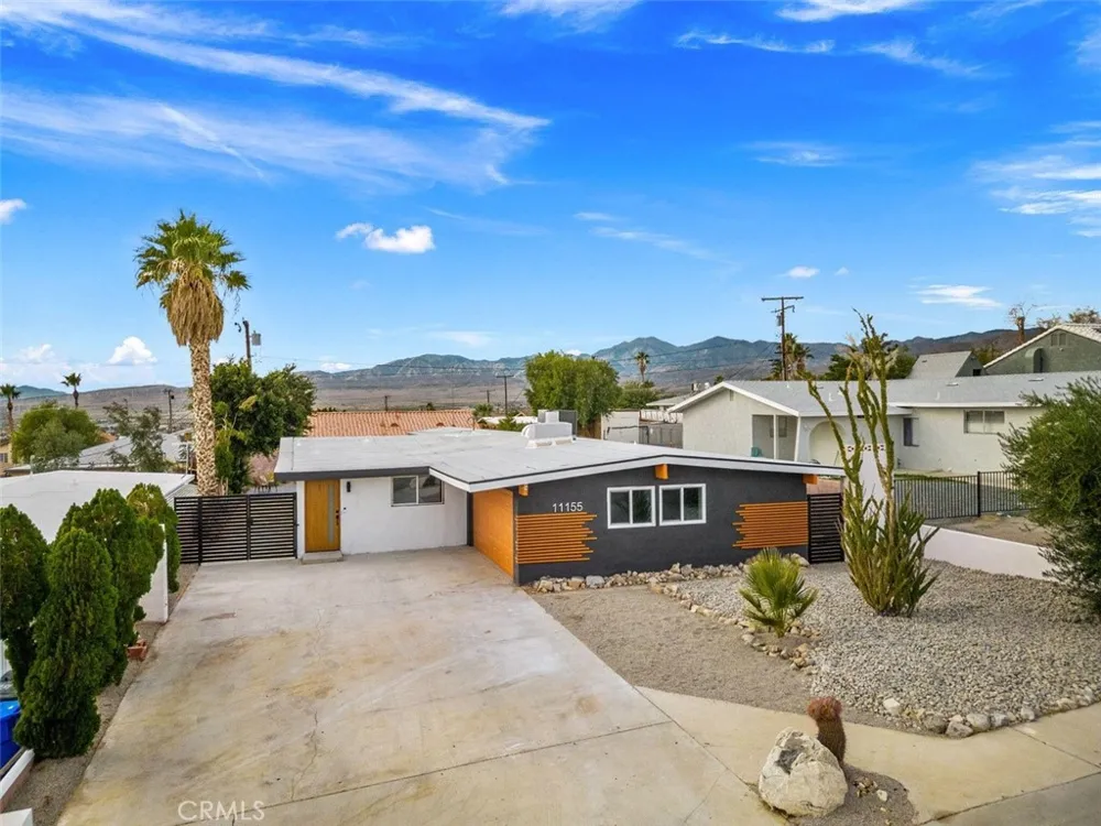 11155 Foxdale Desert Hot Springs, CA 92240