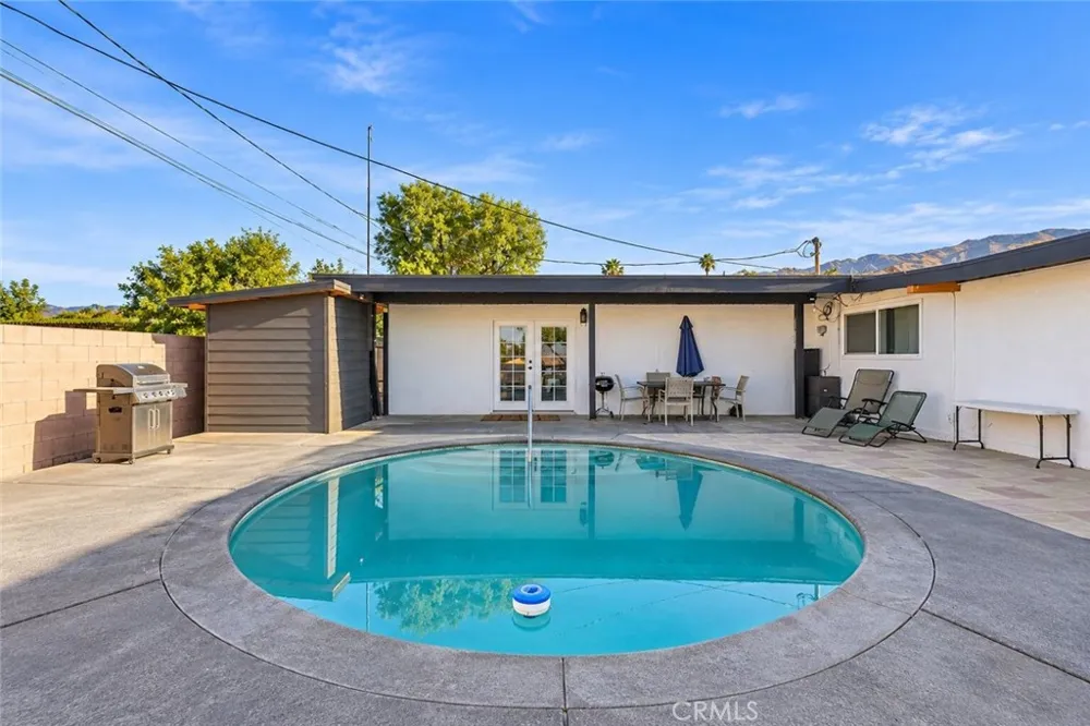 11155 Foxdale Desert Hot Springs, CA 92240