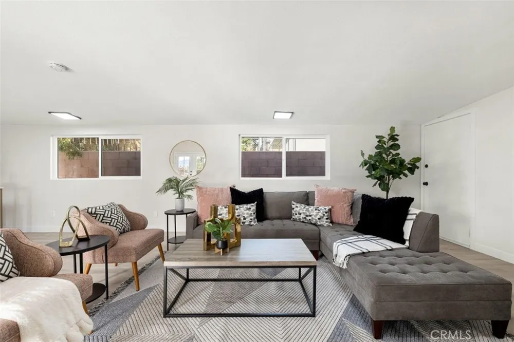11155 Foxdale Desert Hot Springs, CA 92240