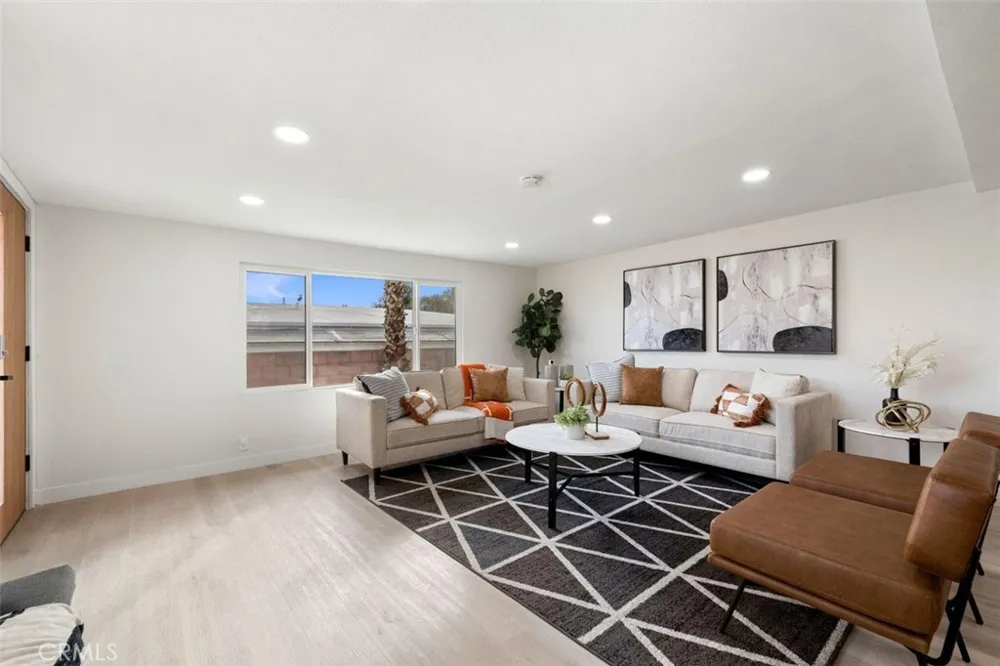 11155 Foxdale Desert Hot Springs, CA 92240