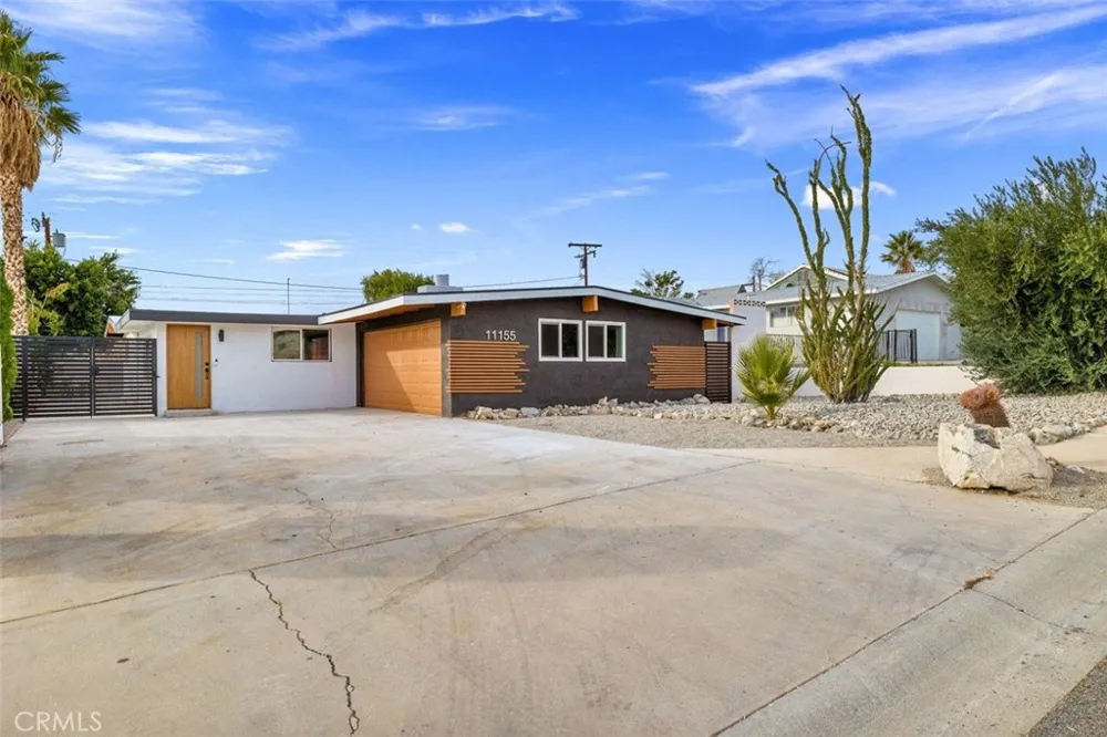 11155 Foxdale Desert Hot Springs, CA 92240
