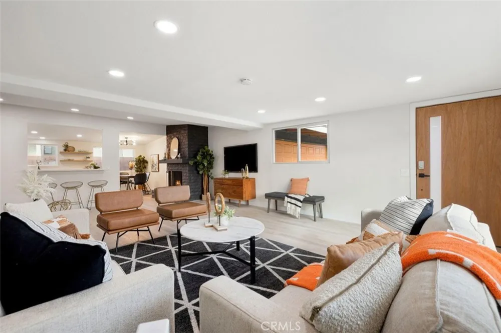 11155 Foxdale Desert Hot Springs, CA 92240