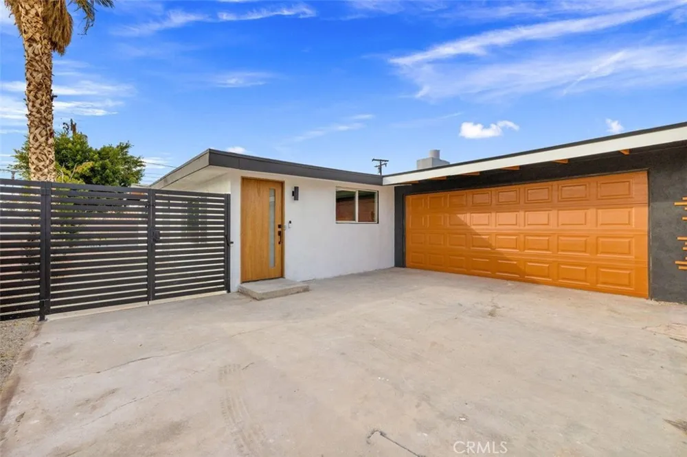 11155 Foxdale Desert Hot Springs, CA 92240