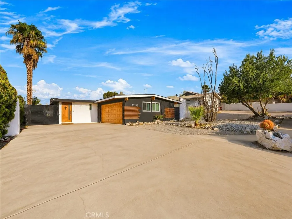11155 Foxdale Desert Hot Springs, CA 92240