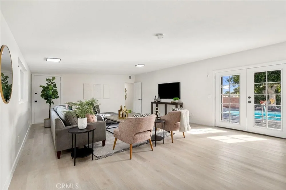 11155 Foxdale Desert Hot Springs, CA 92240