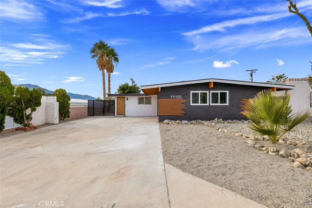 11155 Foxdale Desert Hot Springs, CA 92240