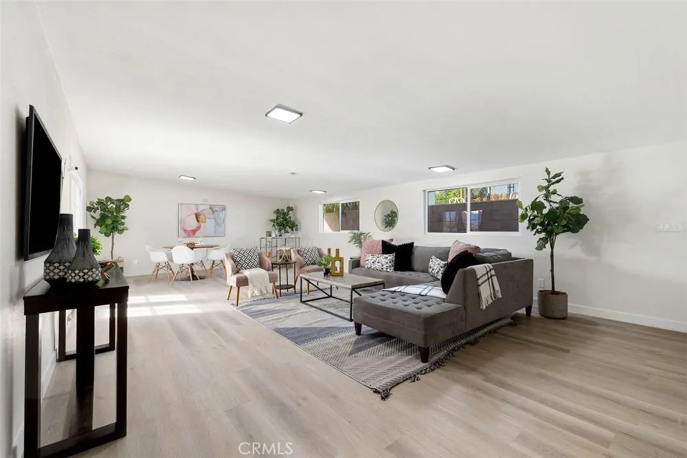 11155 Foxdale Desert Hot Springs, CA 92240