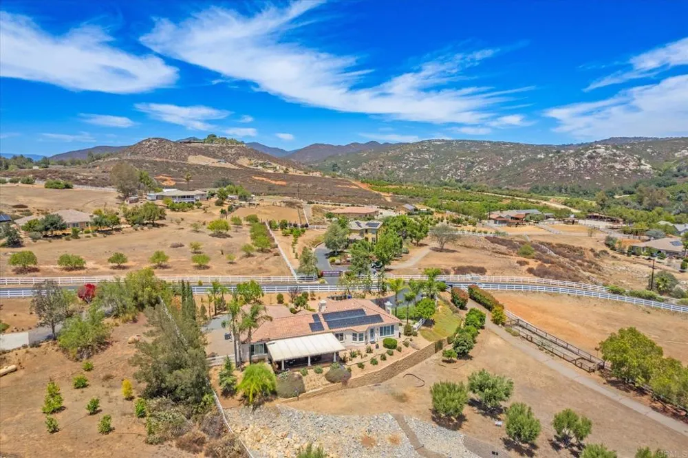 23131 Stokes Road Ramona, CA 92065