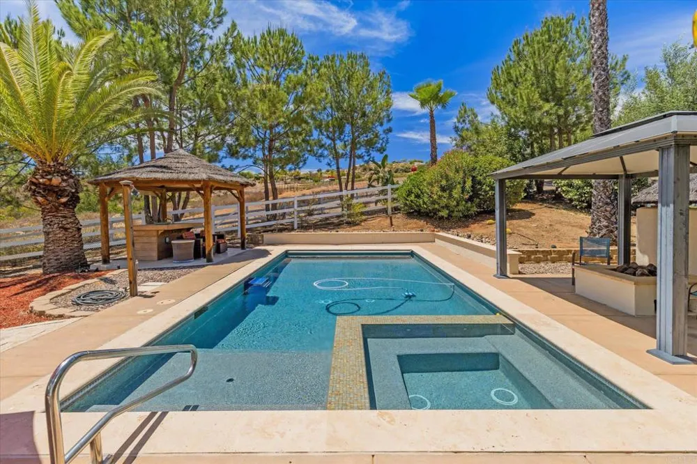 23131 Stokes Road Ramona, CA 92065