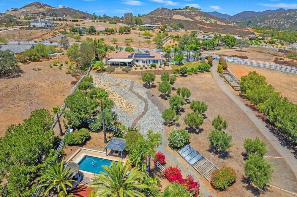 23131 Stokes Road Ramona, CA 92065