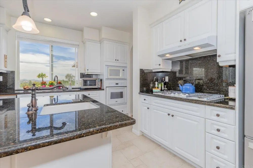 23131 Stokes Road Ramona, CA 92065
