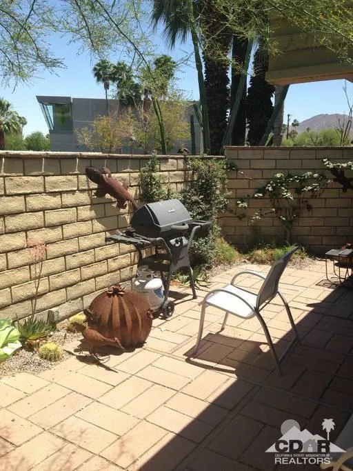 261 Sandpiper Street Palm Desert, CA 92260