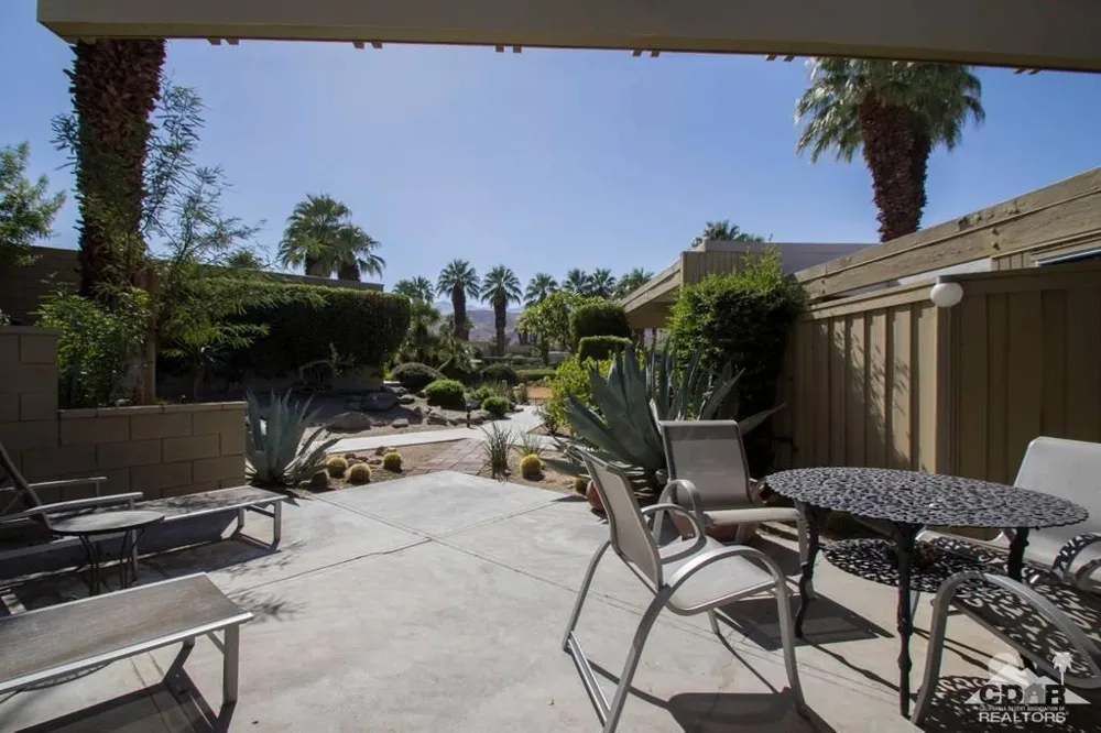 261 Sandpiper Street Palm Desert, CA 92260