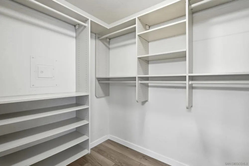 6547 Caminito Catalan La Jolla, CA 92037