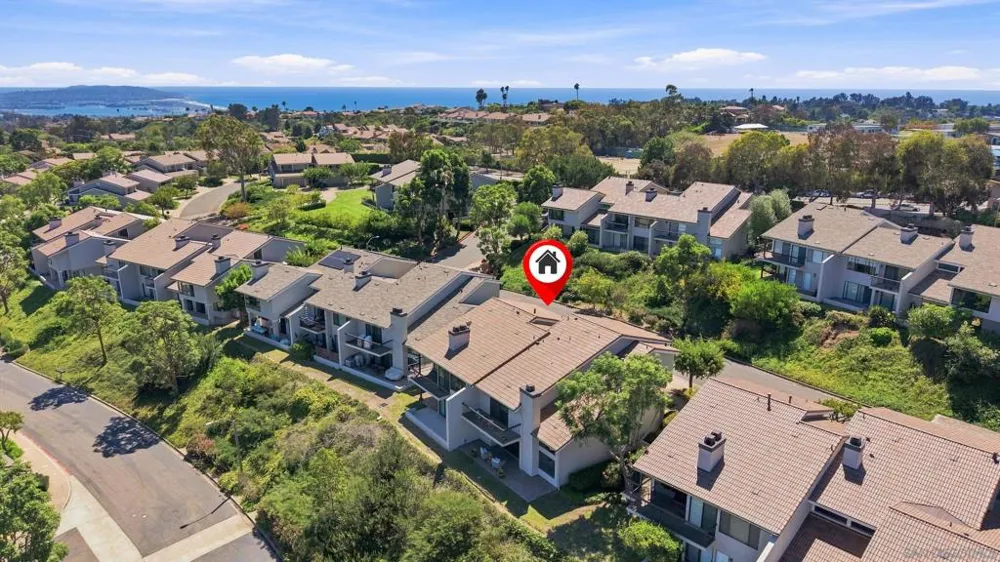 6547 Caminito Catalan La Jolla, CA 92037