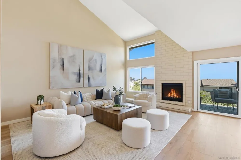 6547 Caminito Catalan La Jolla, CA 92037