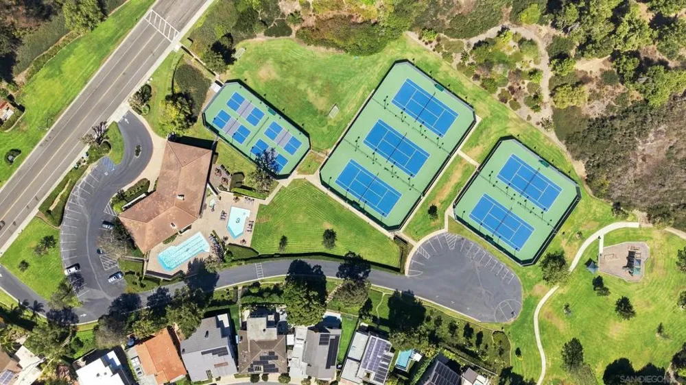 6547 Caminito Catalan La Jolla, CA 92037