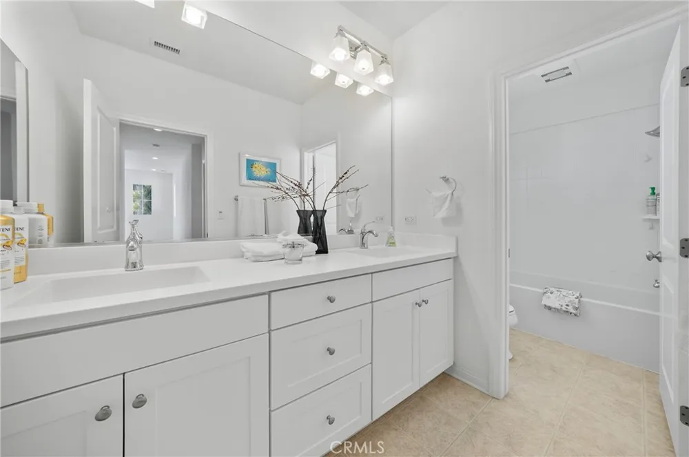 61 Ivory Petal Irvine, CA 92620