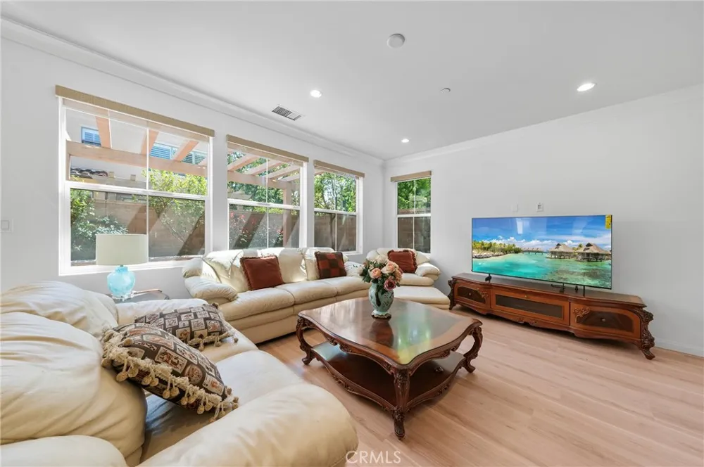 61 Ivory Petal Irvine, CA 92620