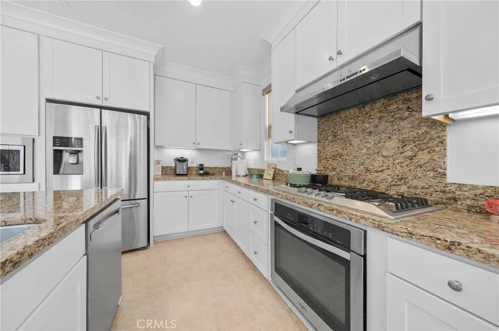 61 Ivory Petal Irvine, CA 92620