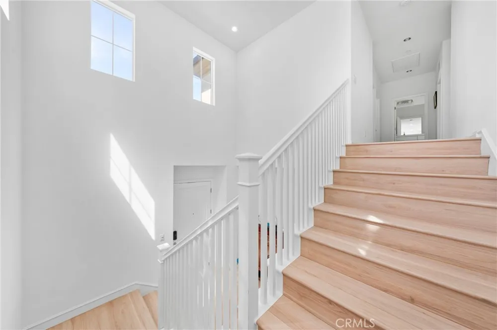 61 Ivory Petal Irvine, CA 92620