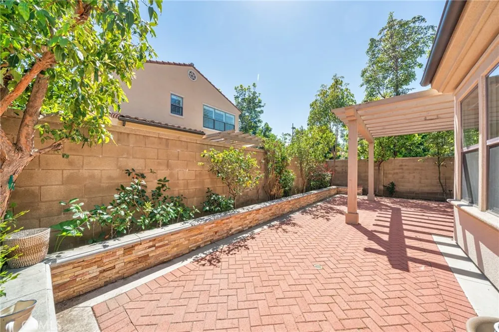 61 Ivory Petal Irvine, CA 92620