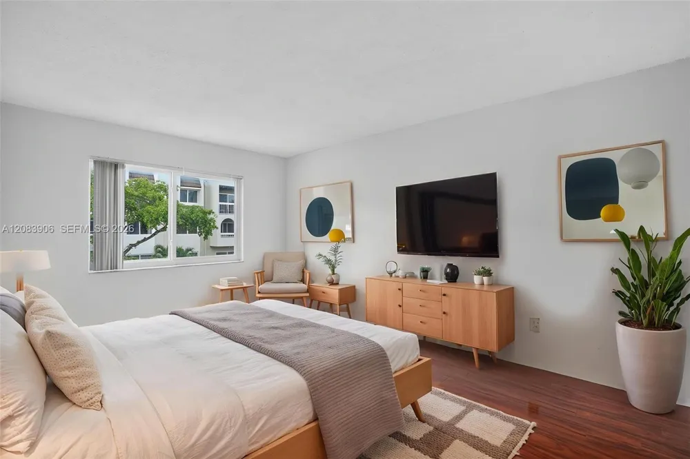 7740 Camino Real #G-306 Miami, FL 33143