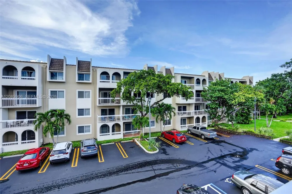 7740 Camino Real #G-306 Miami, FL 33143