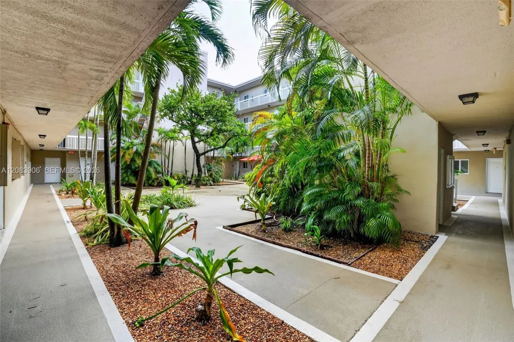 7740 Camino Real #G-306 Miami, FL 33143