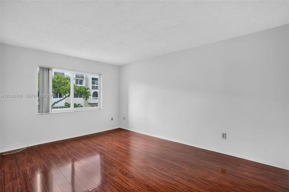 7740 Camino Real #G-306 Miami, FL 33143
