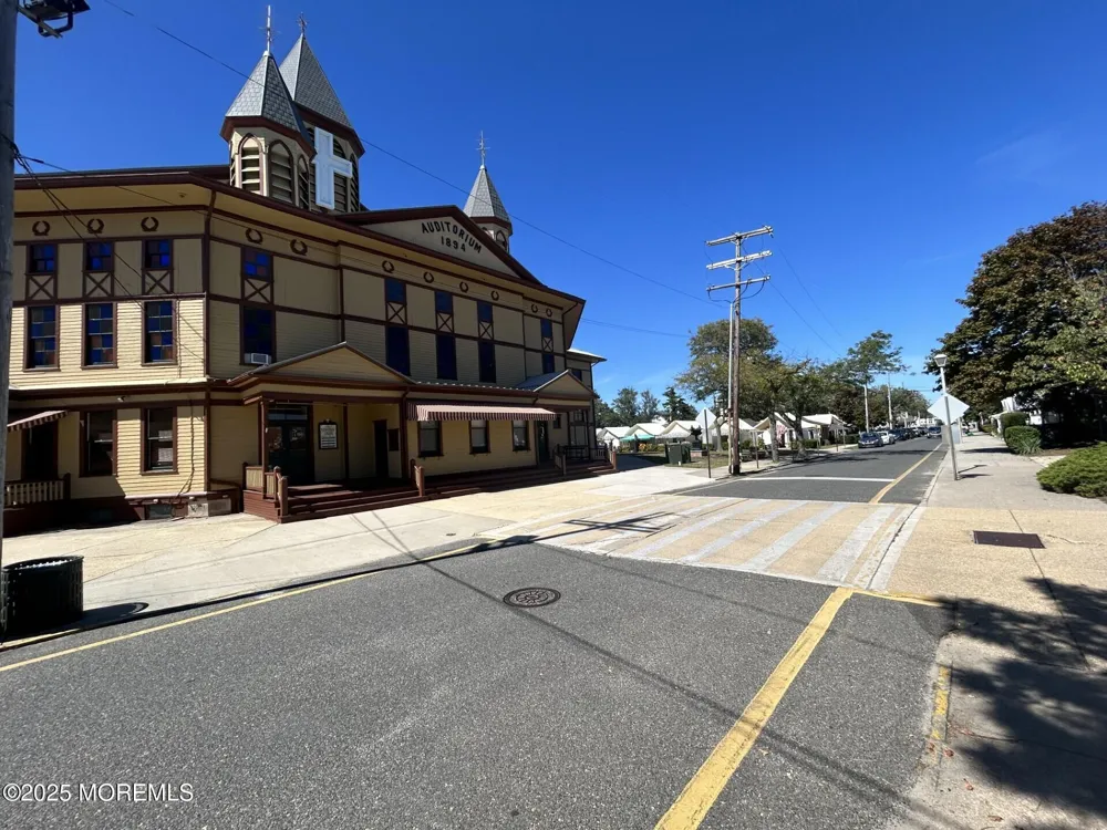 3 5th Avenue #Unit #408 Neptune City, NJ 07753