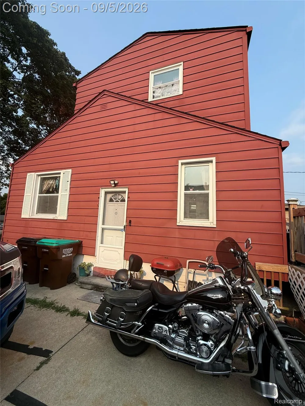 21945 Roosevelt Street Rockwood City, MI 48173