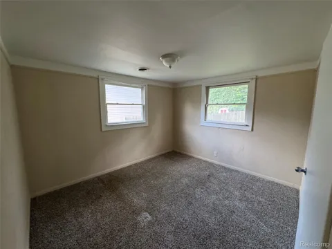 2069 Woodland Pass