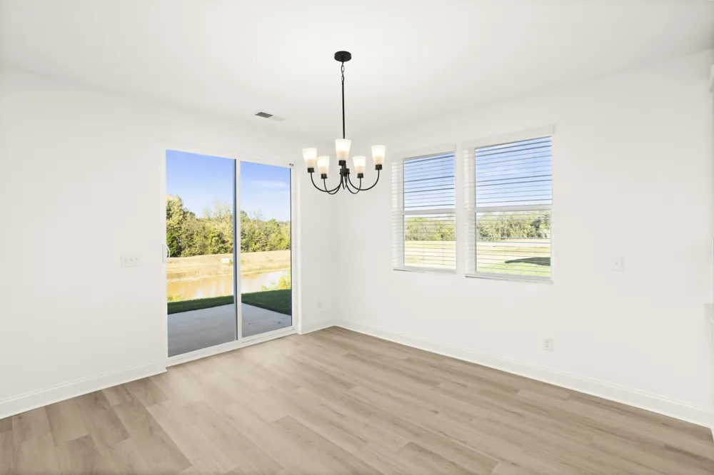 1562 Oak Springs Drive Columbia, TN 38401