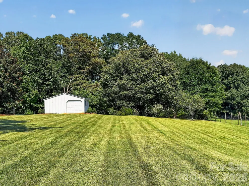 1186 Morningstar Lake Road Forest City, NC 28043
