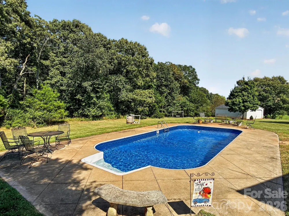 1186 Morningstar Lake Road Forest City, NC 28043