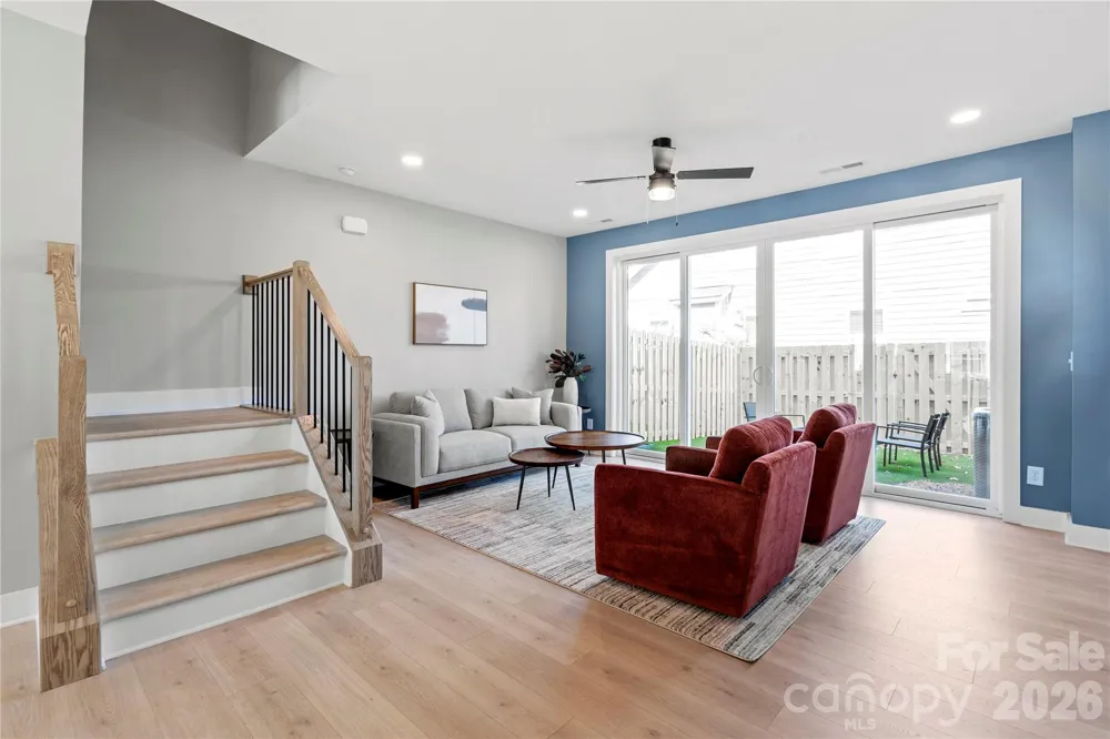 246 Freeland Lane Charlotte, NC 28217